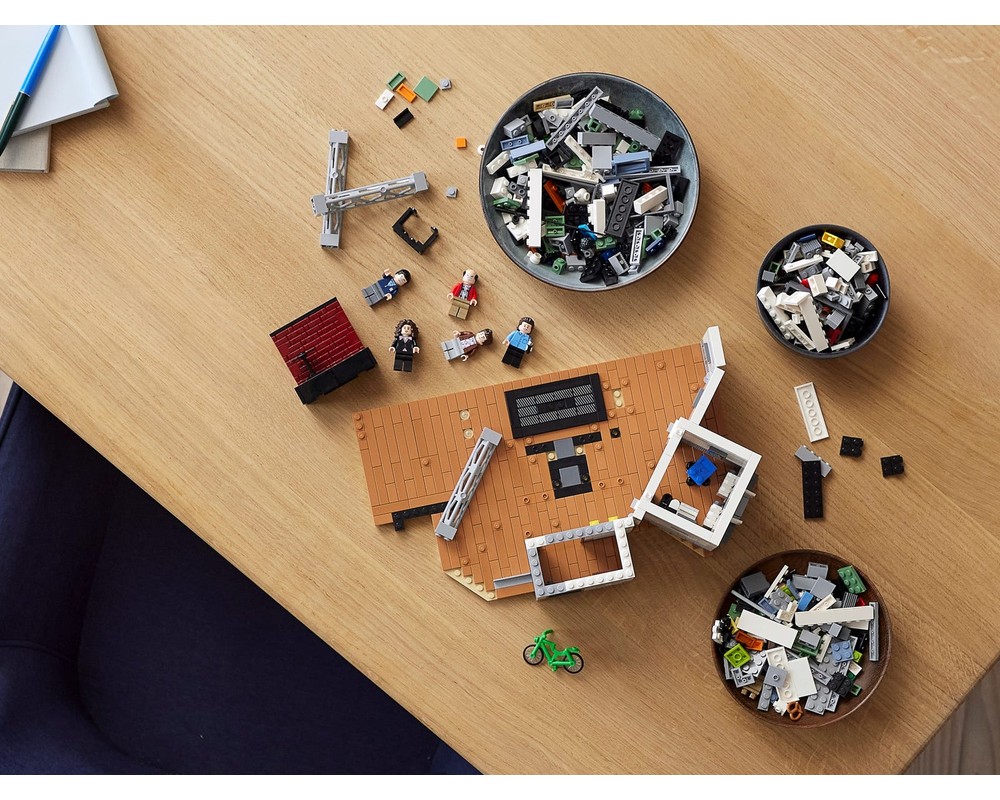 LEGO Set 213281 Seinfeld (2021 LEGO Ideas and CUUSOO) Rebrickable
