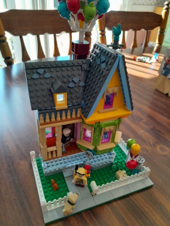 LEGO IDEAS - Carl's House From Disney Pixar's Up